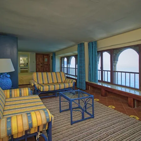 Πανσιόν Scarpariello Relais 4*